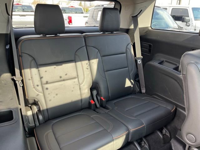 Used 2021 GMC Acadia AT4 w/ Technology Package image 13