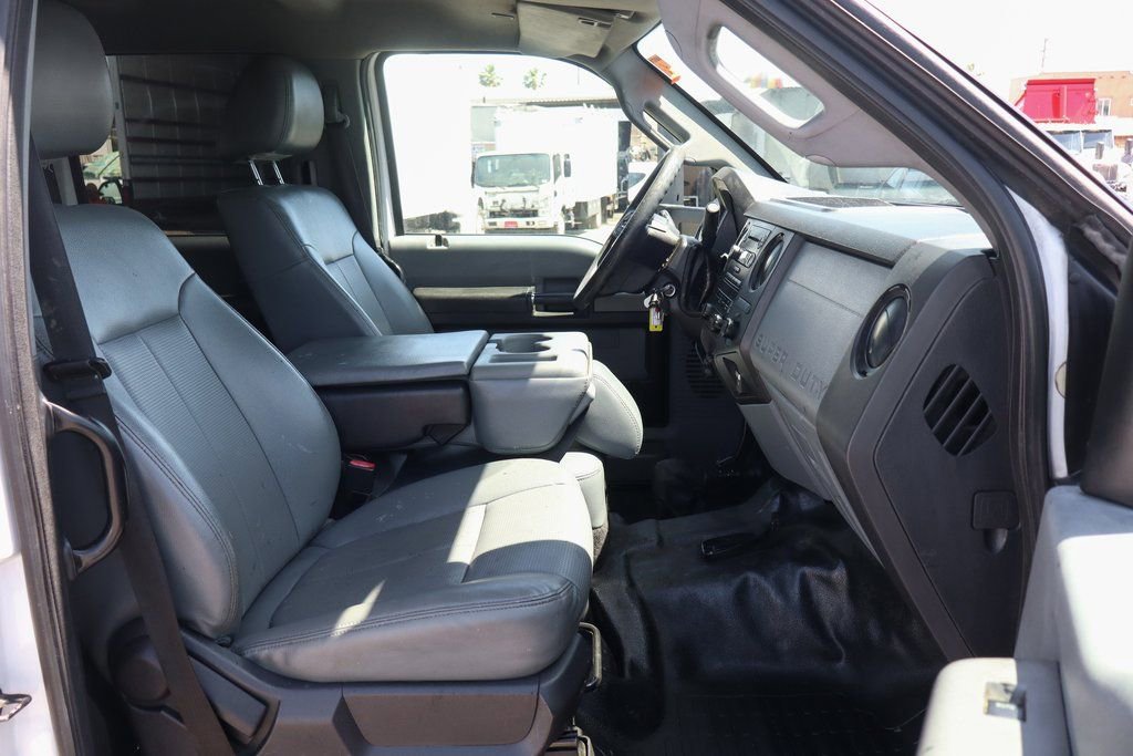 Used 2016 Ford F650 2WD Crew Cab Super Duty image 34
