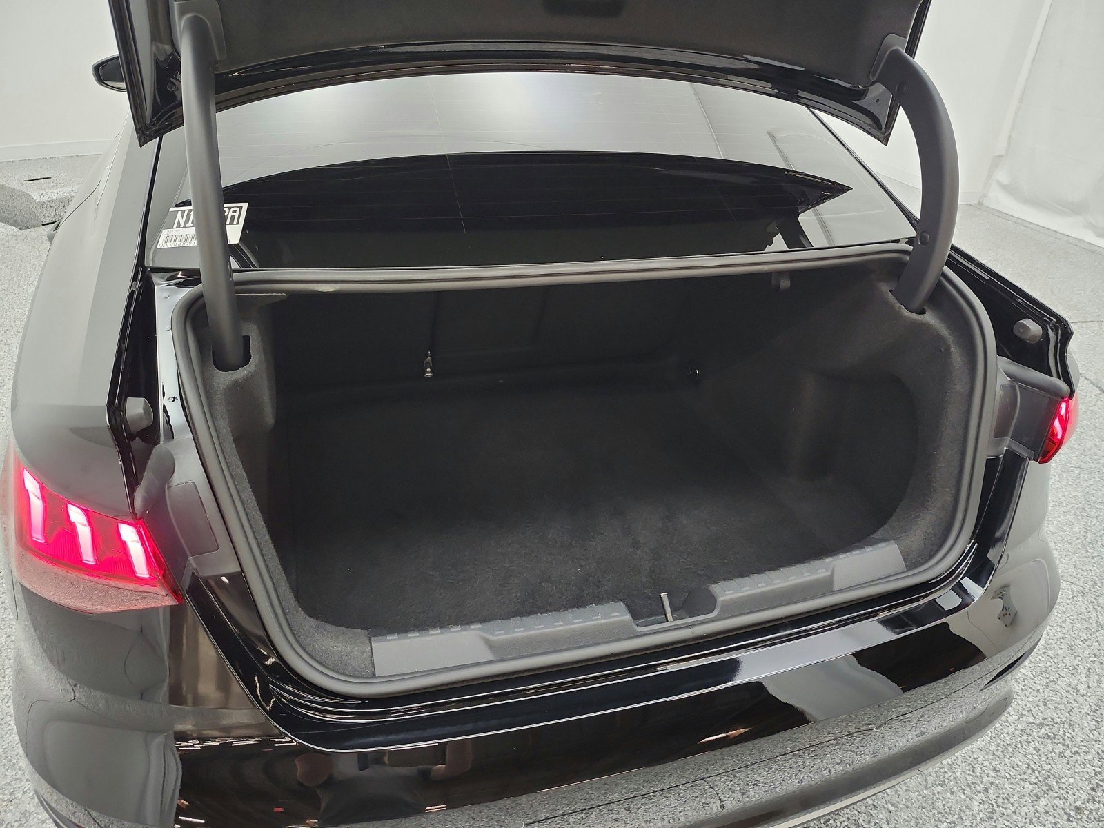 Used 2022 Audi A3 2.0T Premium image 21