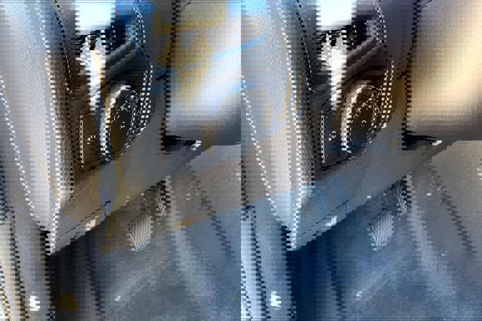 Used 2012 Ford Focus SE image 35