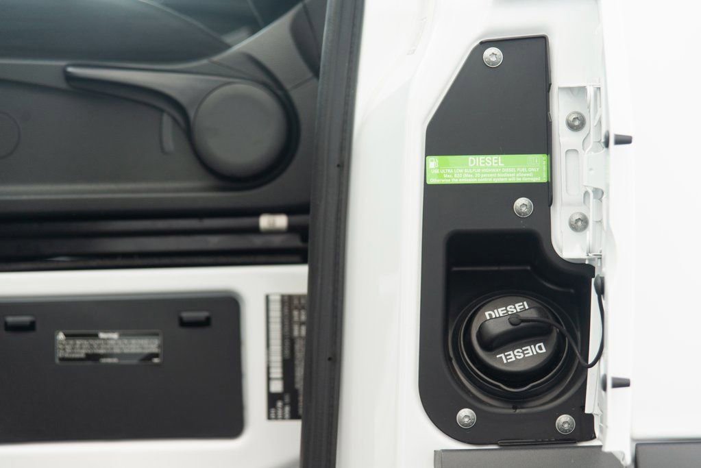 Used 2025 Mercedes-Benz Sprinter 2500 image 26