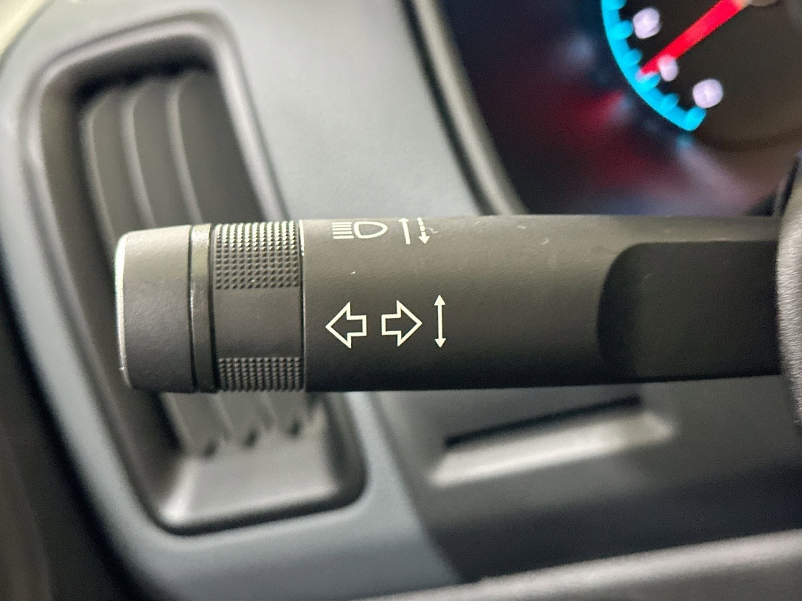 Used 2022 Chevrolet Colorado Z71 image 28