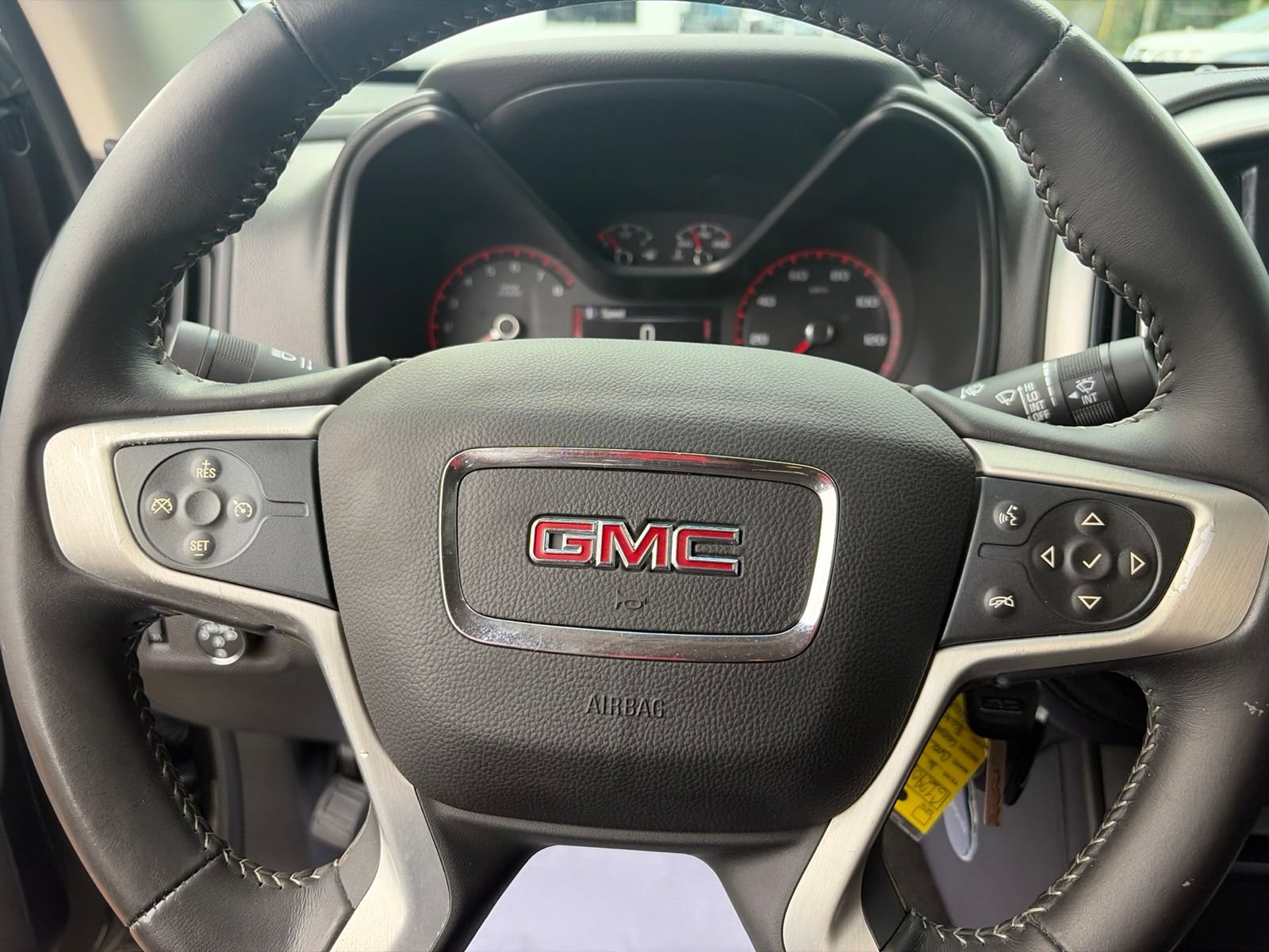 Used 2016 GMC Canyon SLE w/ SLE Convenience Package RWD image 23