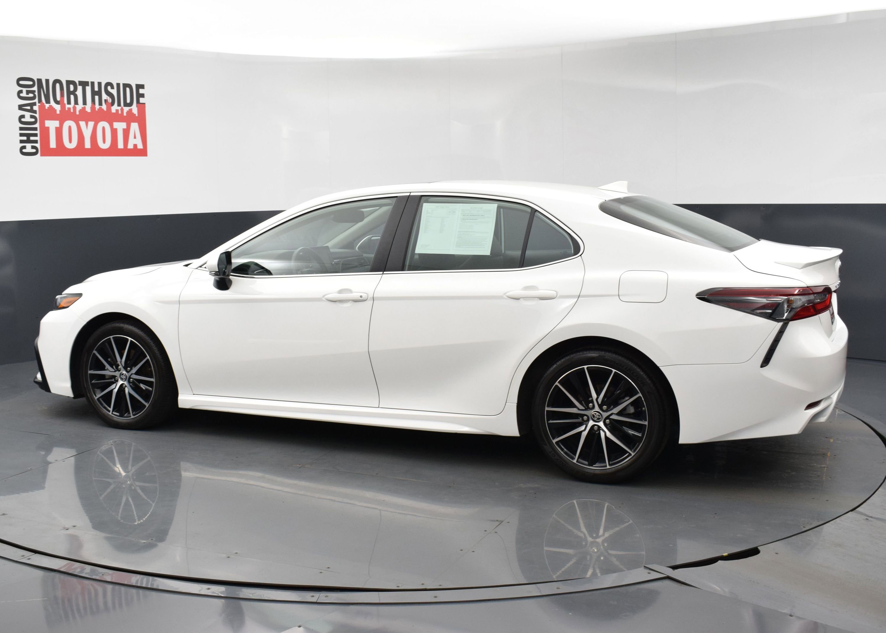 Used 2023 Toyota Camry SE w/ Audio Upgrade Package image 2