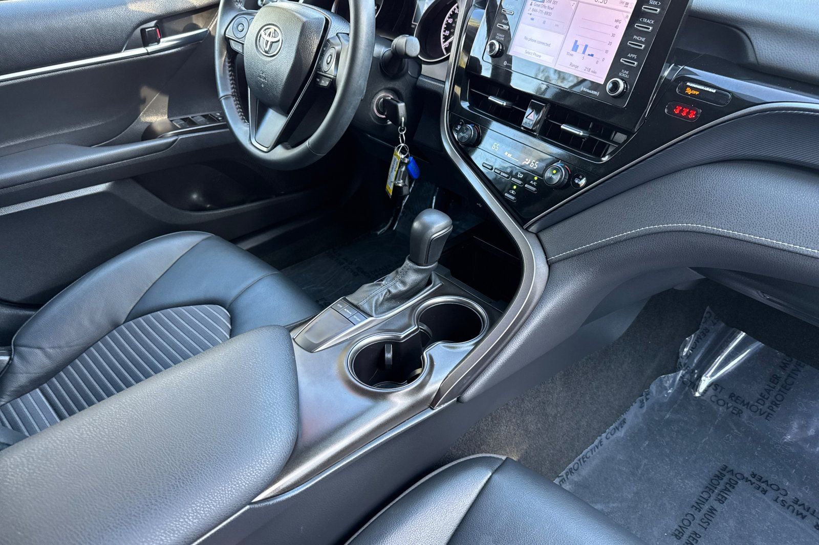 Certified 2024 Toyota Camry SE FWD image 15