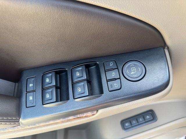 Used 2017 Chevrolet Tahoe Premier AWD/4WD image 25