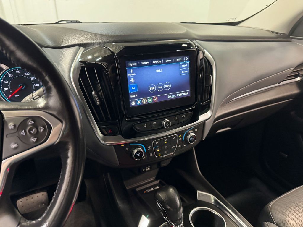 Used 2021 Chevrolet Traverse Premier image 81
