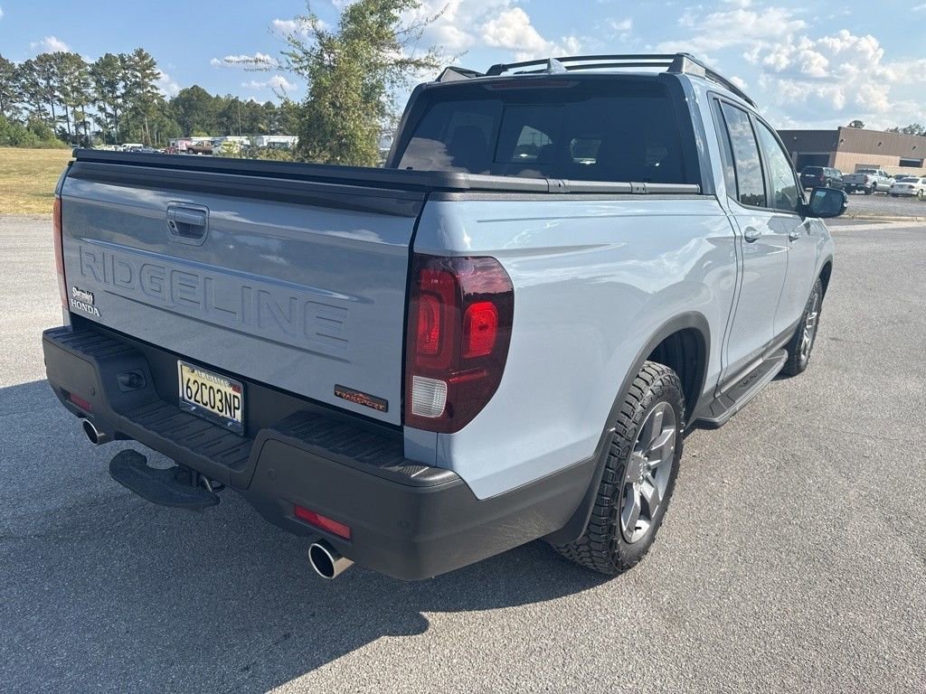 Used 2025 Honda Ridgeline TrailSport image 9