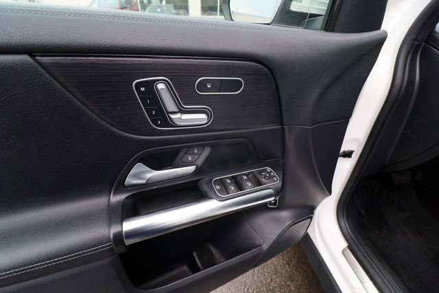 Used 2021 Mercedes-Benz GLA 250 4MATIC image 37