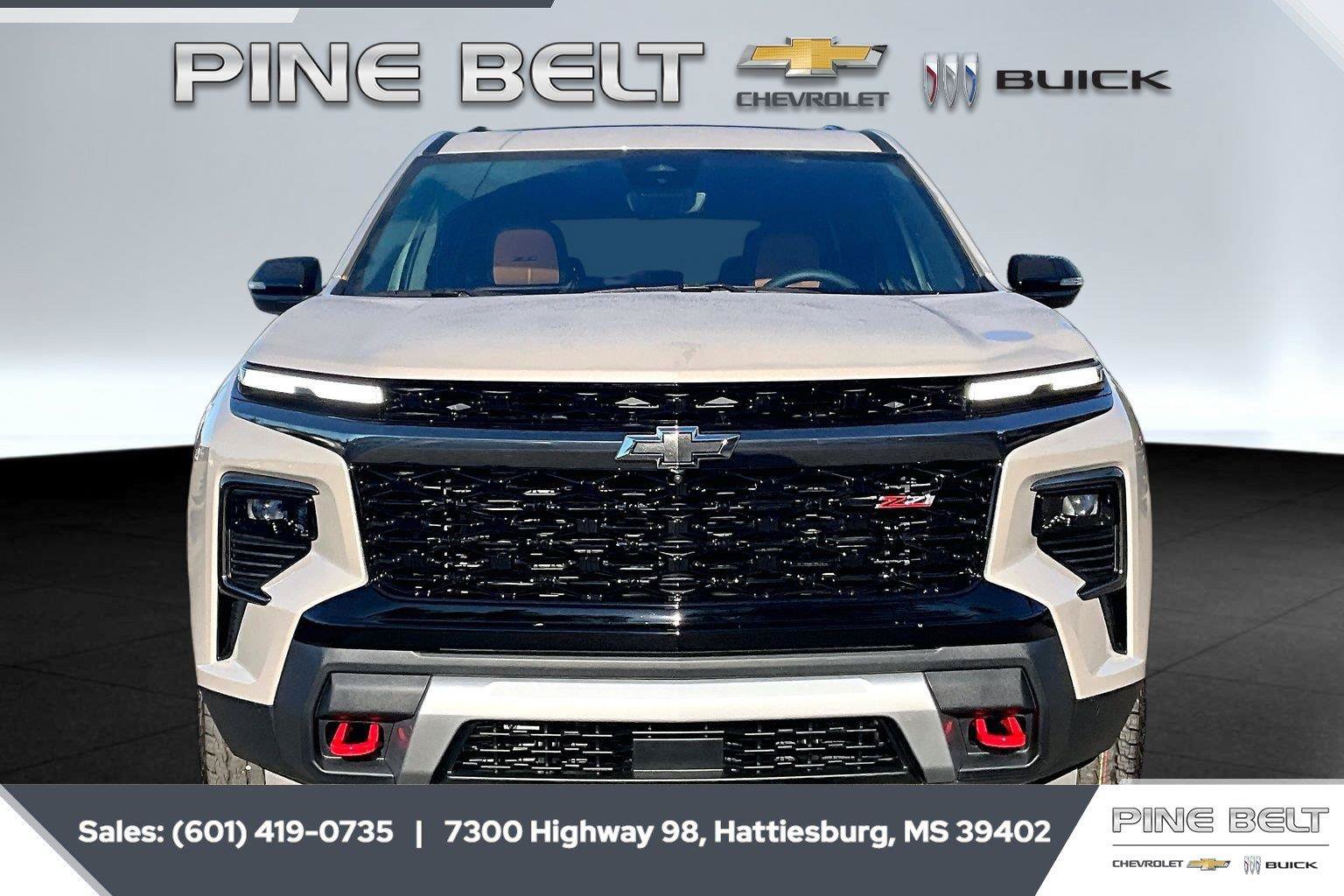 New 2027 Chevrolet Traverse Z71 w/ Driver Confidence Package AWD/4WD image 3