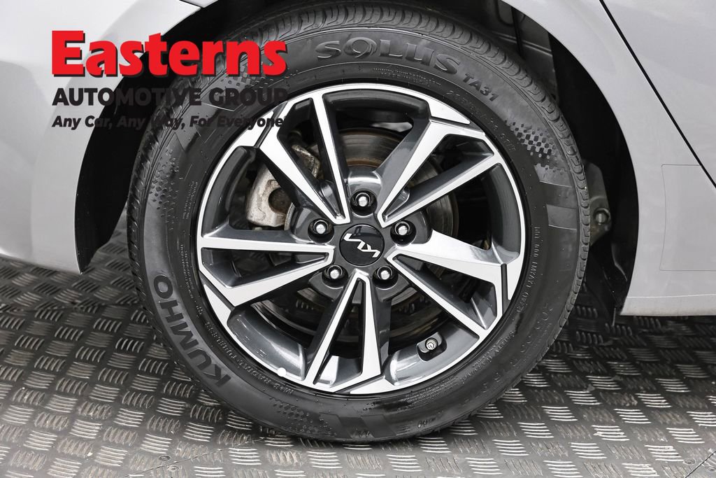 Used 2024 Kia Forte LXS image 30