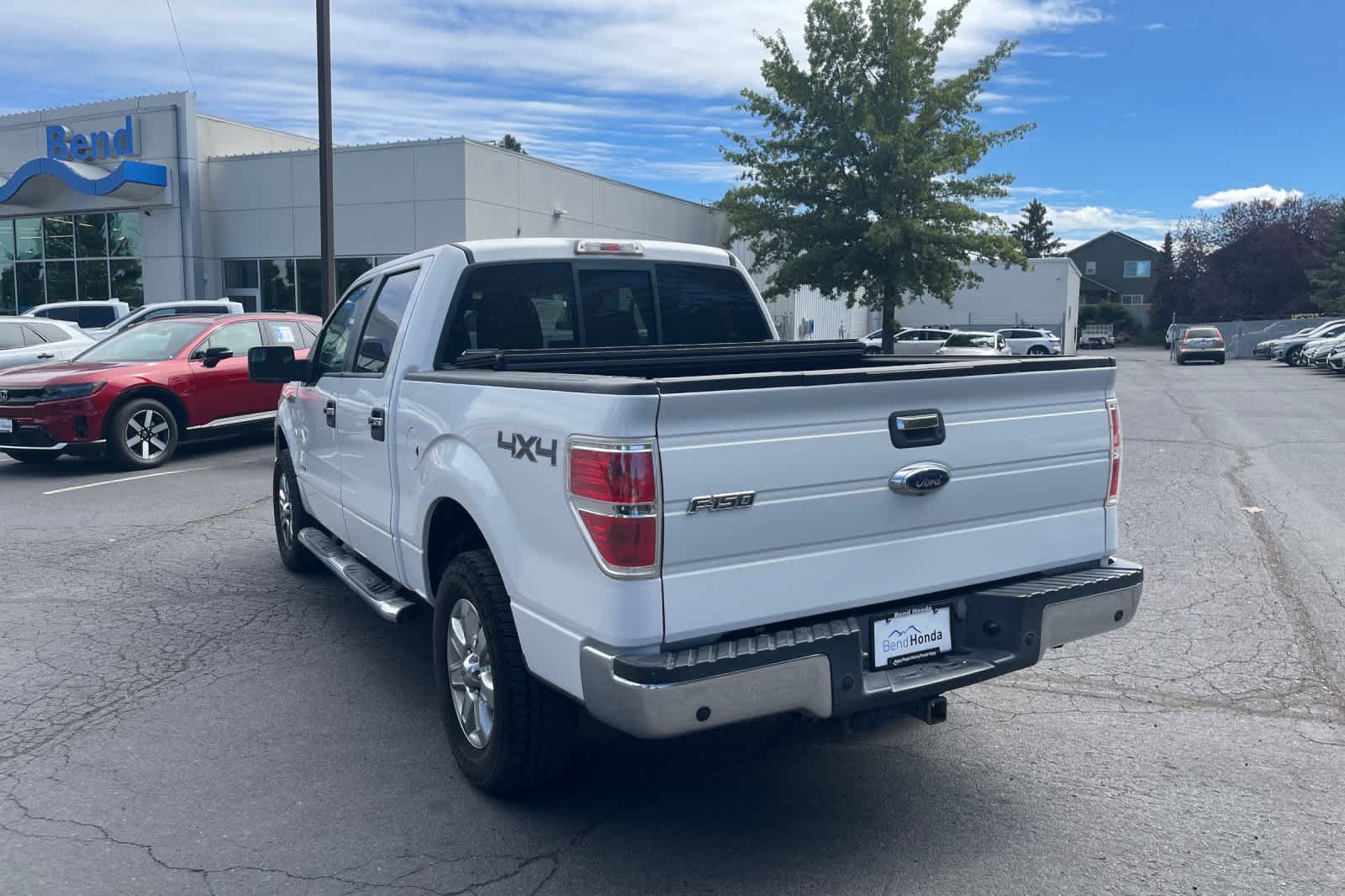 Used 2013 Ford F150 XLT w/ Luxury Equipment Group AWD/4WD image 3