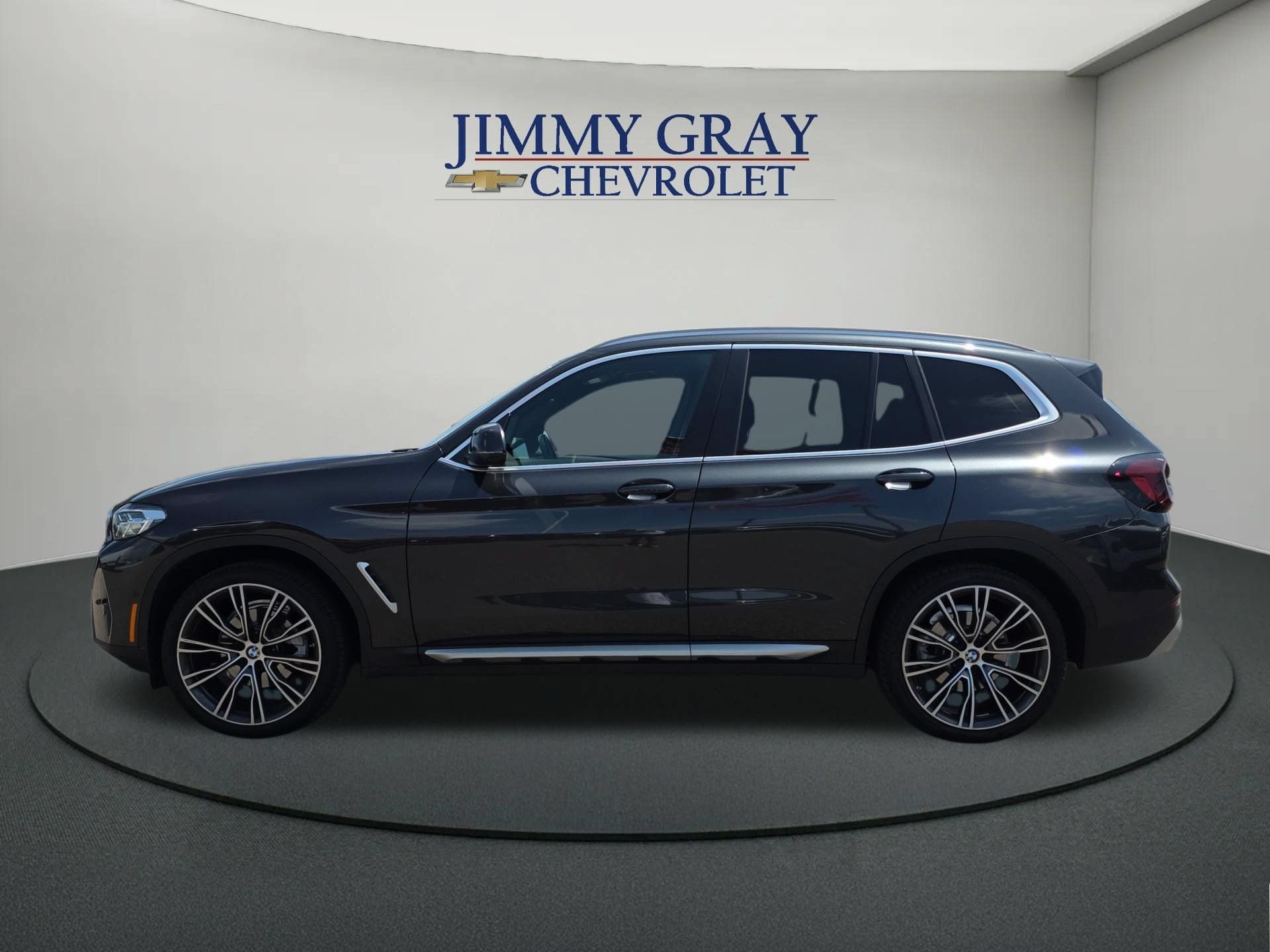 Used 2024 BMW X3 sDrive30i w/ Convenience Package RWD image 2