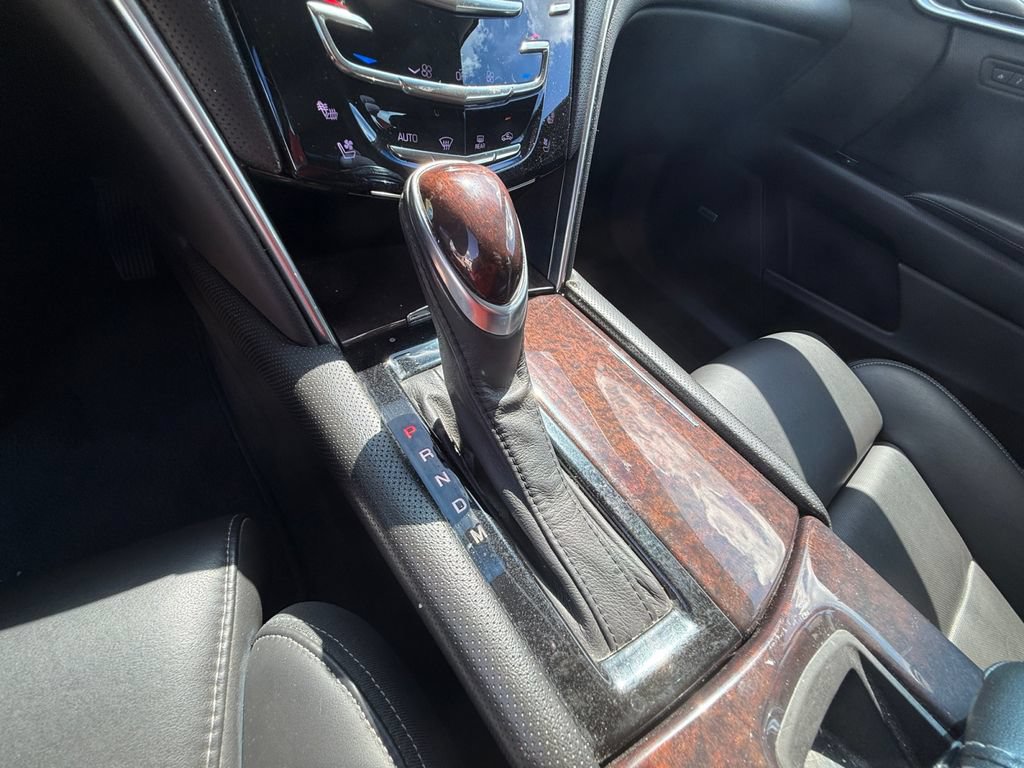 Used 2014 Cadillac XTS Luxury FWD image 28