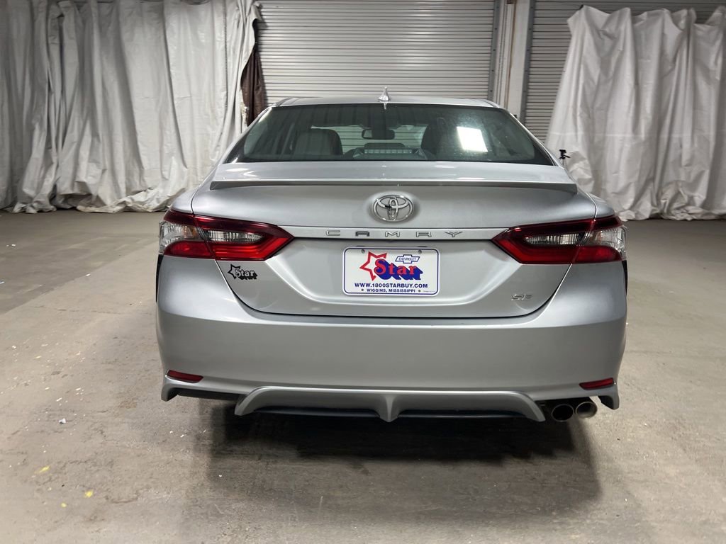 Used 2024 Toyota Camry SE image 6