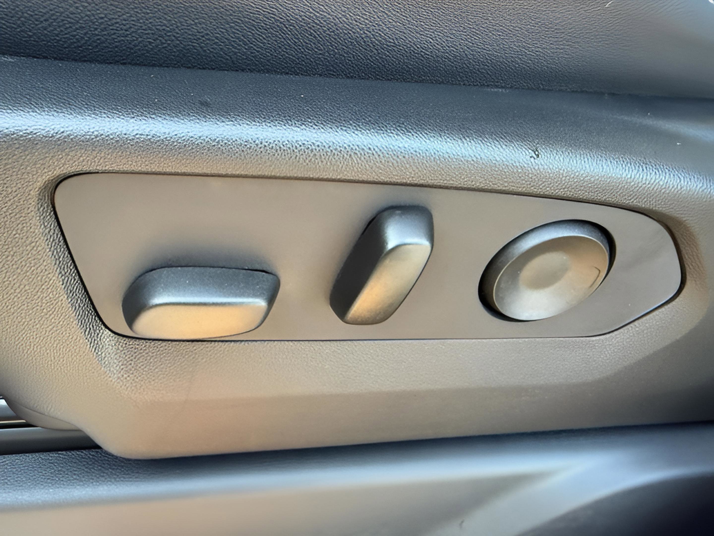 Certified 2024 Chevrolet Silverado 2500 High Country w/ High Country Premium Package image 6