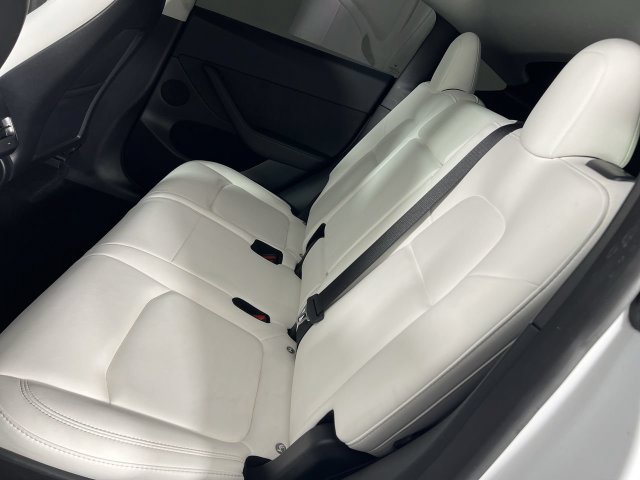 Used 2023 Tesla Model Y Long Range AWD/4WD image 24