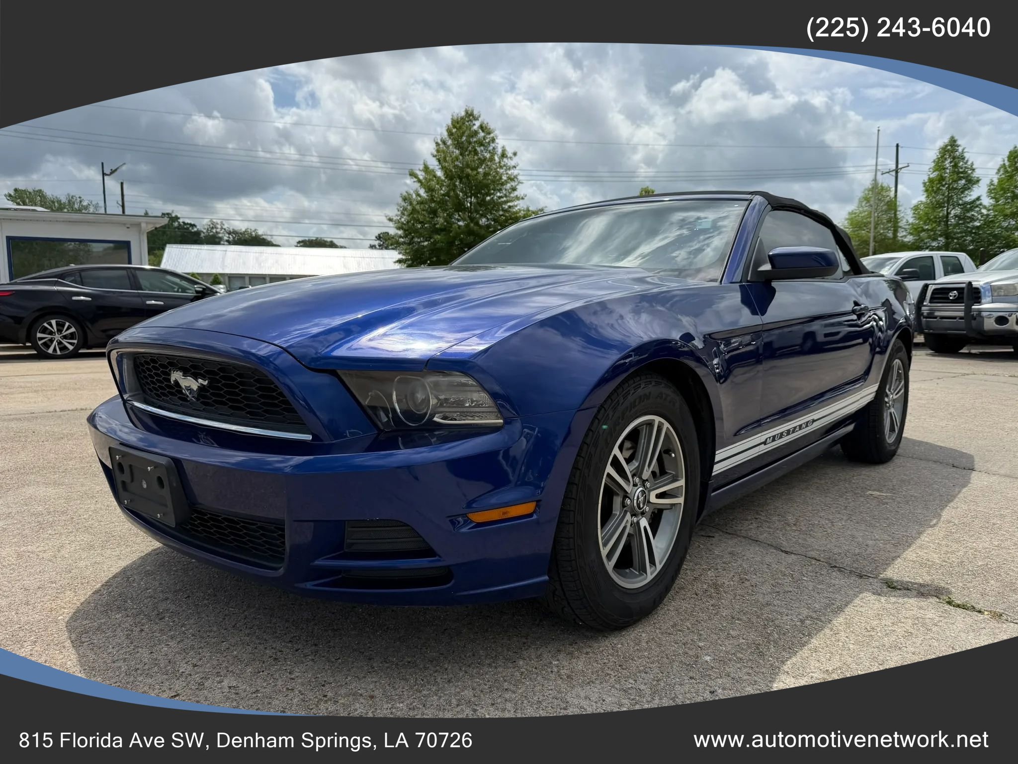 Used 2013 Ford Mustang Premium RWD image 1