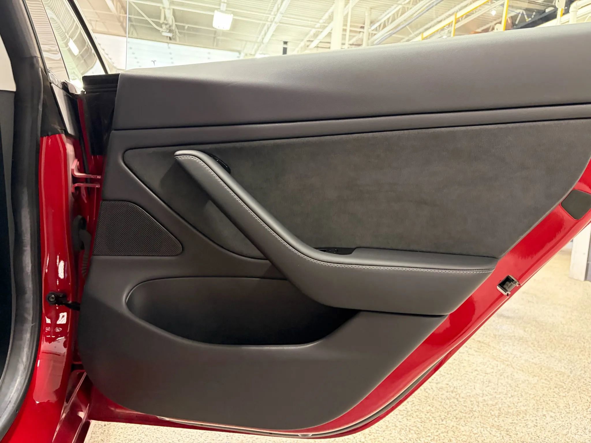 Used 2018 Tesla Model 3 Mid Range image 26