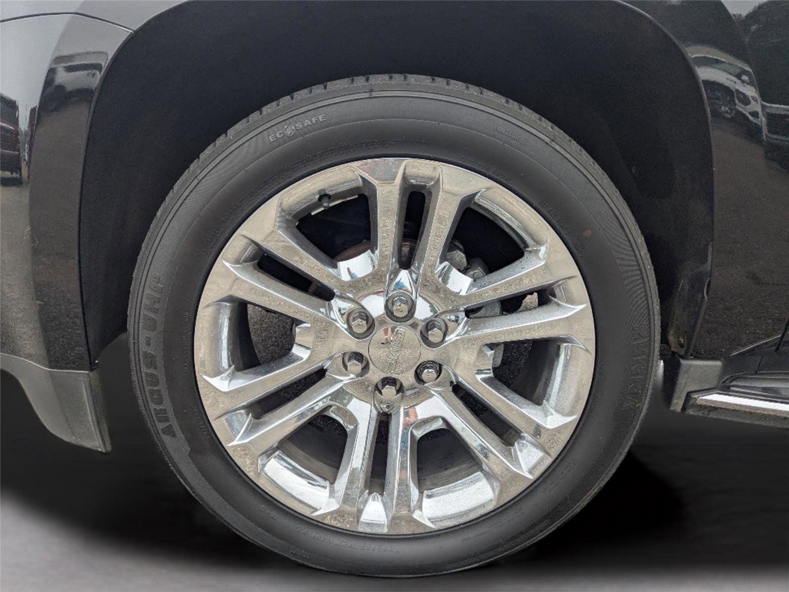 Used 2018 GMC Yukon SLT w/ Premium Edition image 10