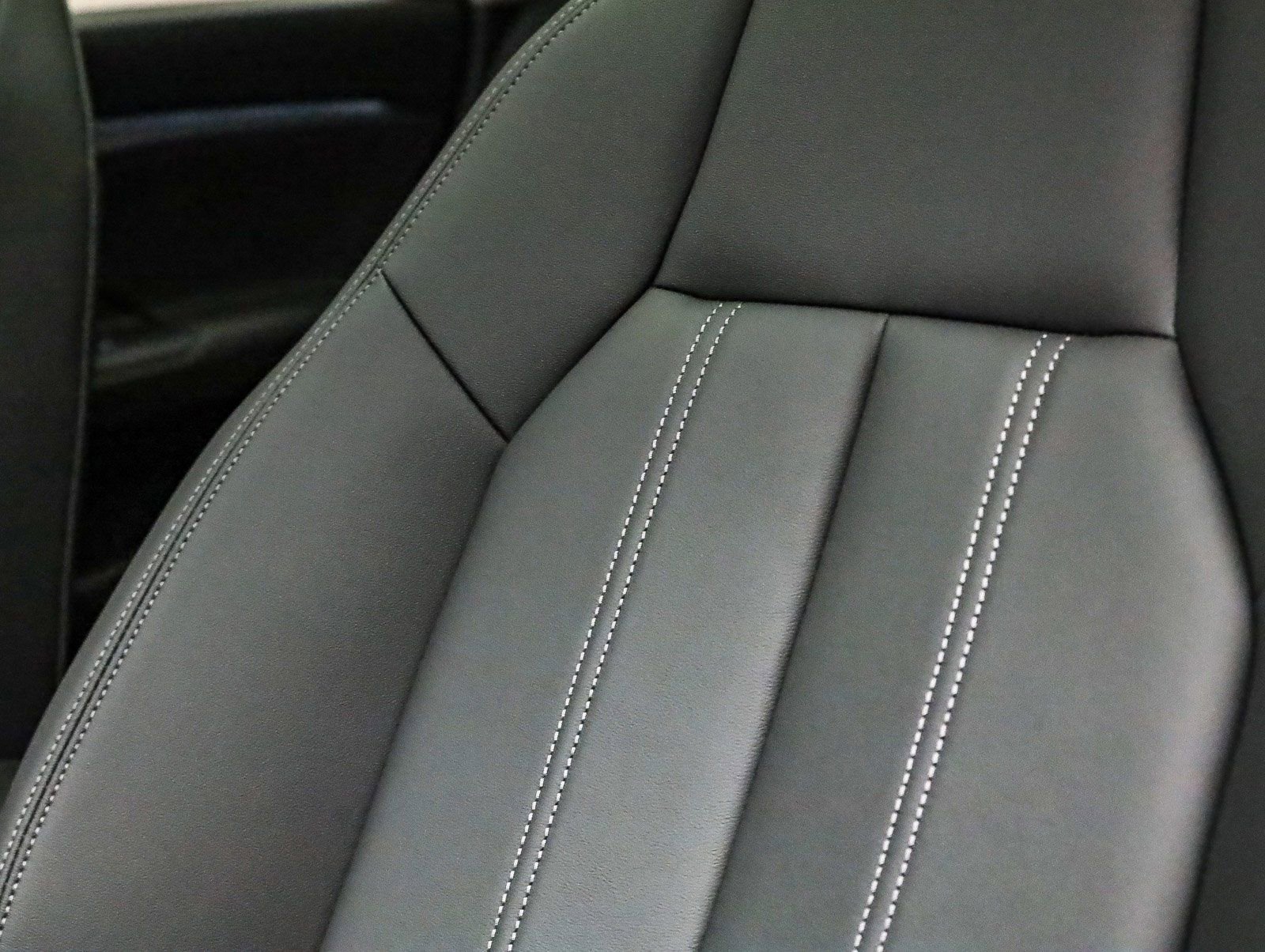 New 2025 Audi Q6 e-tron Premium AWD/4WD image 25