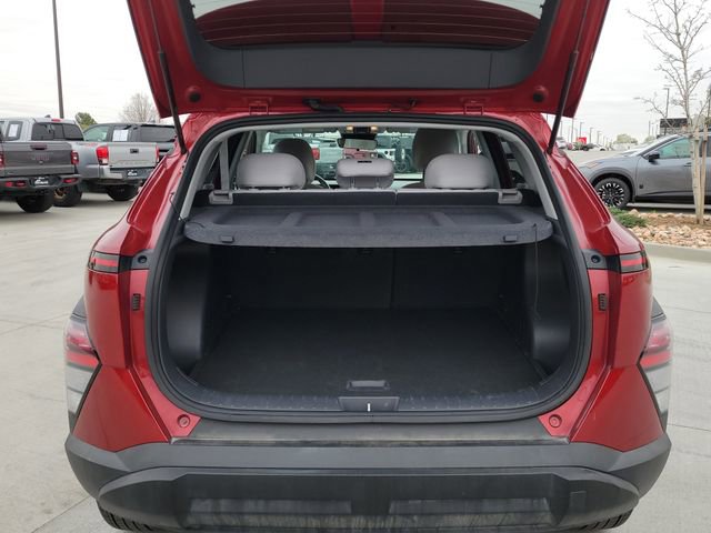 Used 2025 Hyundai Kona SEL image 14