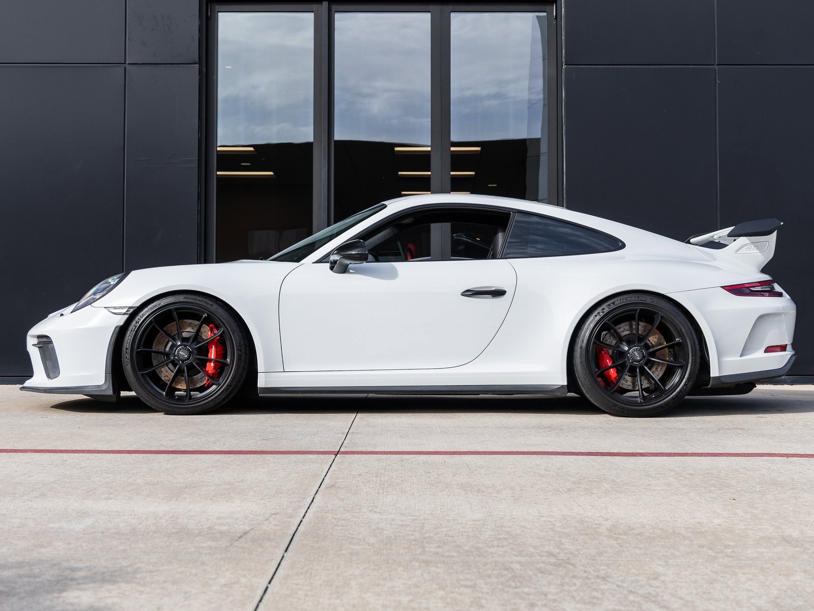 Used 2018 Porsche 911 GT3 video 2