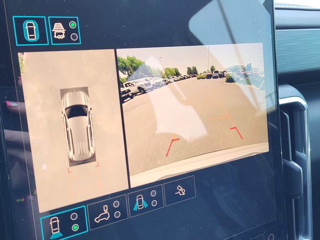 New 2025 GMC Acadia Elevation image 14