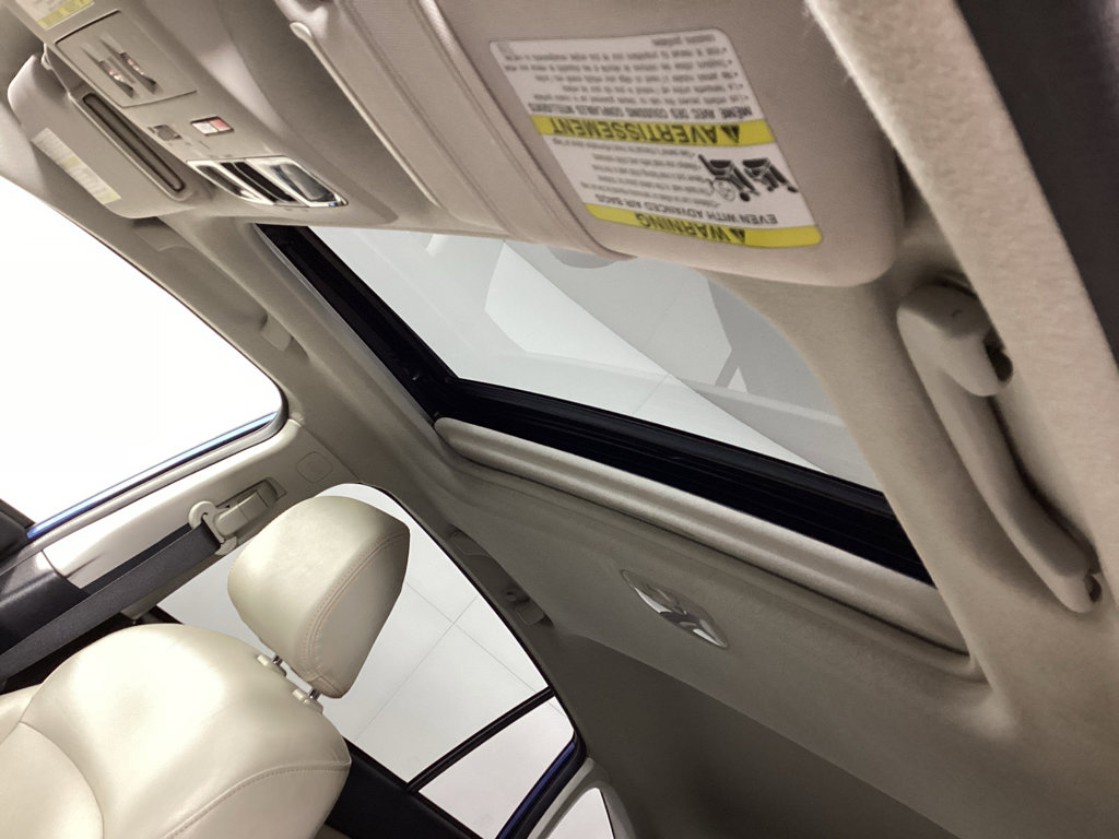 Used 2017 Subaru Crosstrek 2.0i Limited image 16