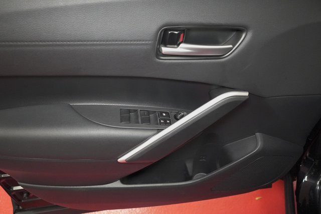 Certified 2024 Toyota Corolla Cross XSE image 10