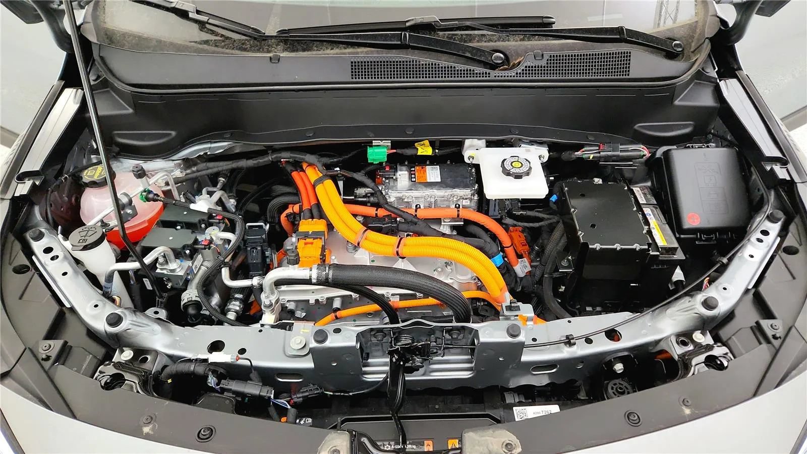 New 2027 Chevrolet Bolt RS w/ Technology Package FWD image 20