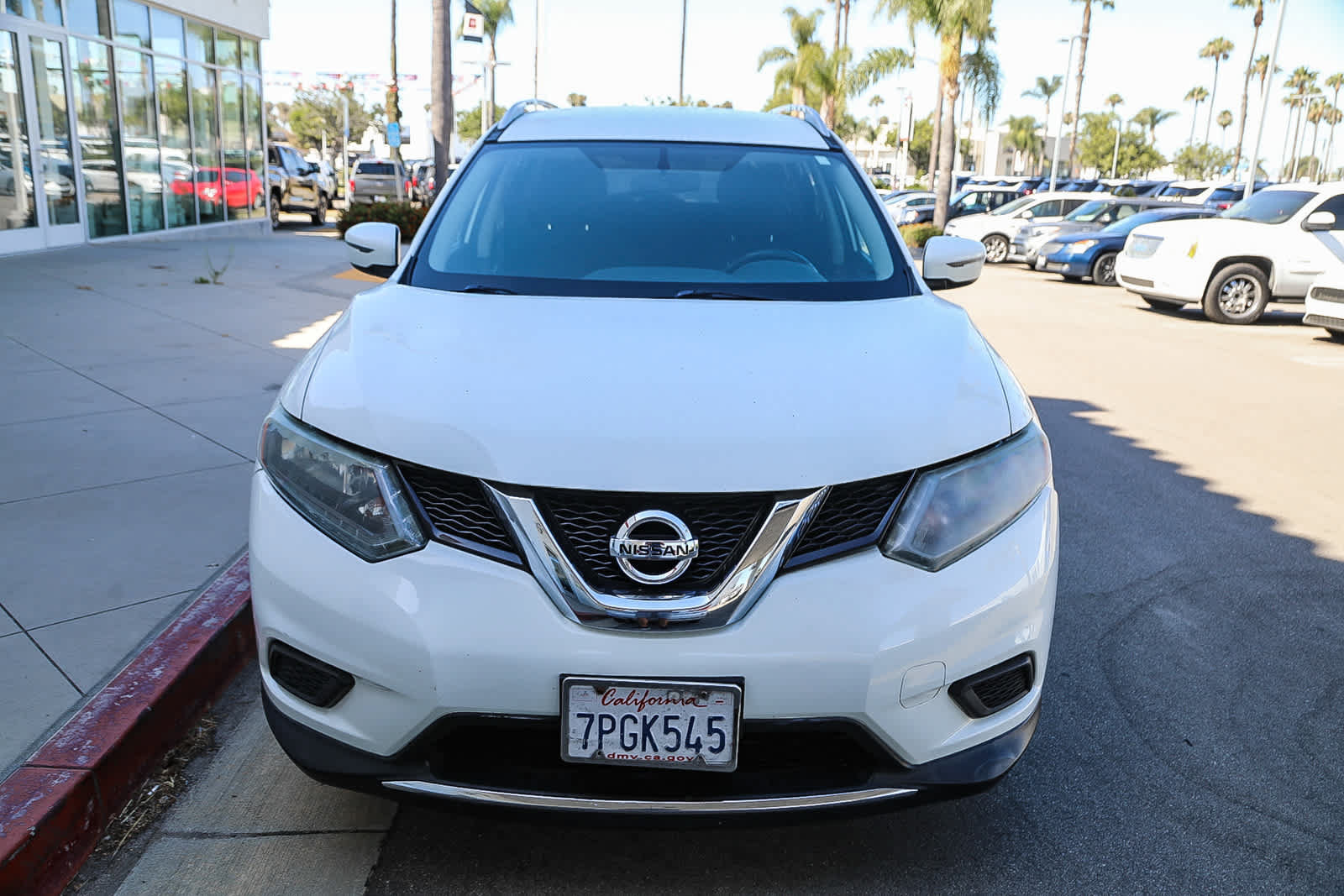 Used 2016 Nissan Rogue S w/ S Family Package FWD image 3