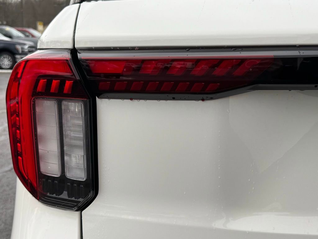 New 2026 Ford Explorer Active w/ Active Comfort Package image 11