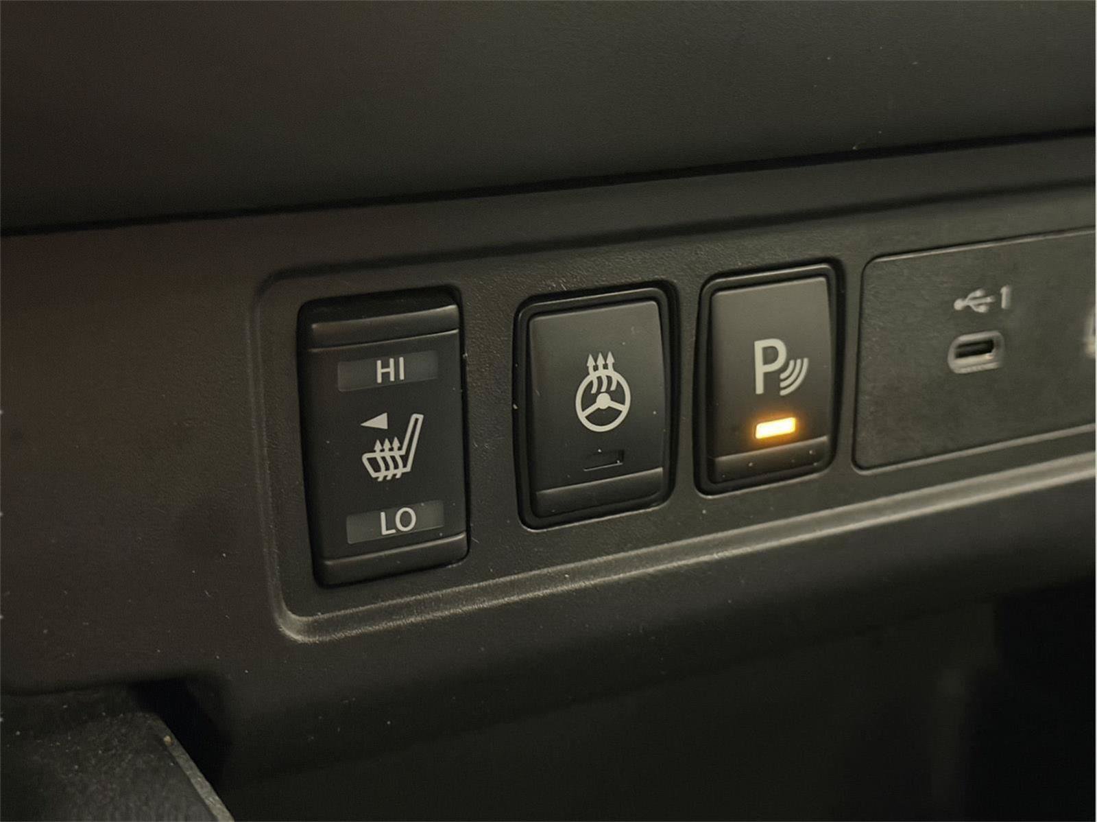 Used 2024 Nissan Frontier SV w/ SV Convenience Package AWD/4WD image 39