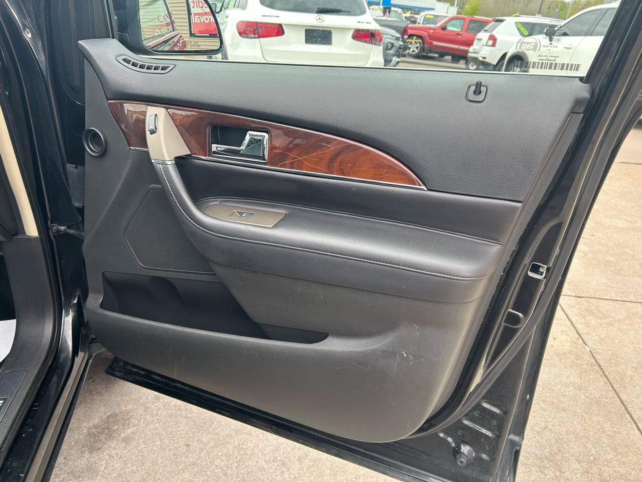 Used 2014 Lincoln MKX AWD w/ Equipment Group 101A image 16