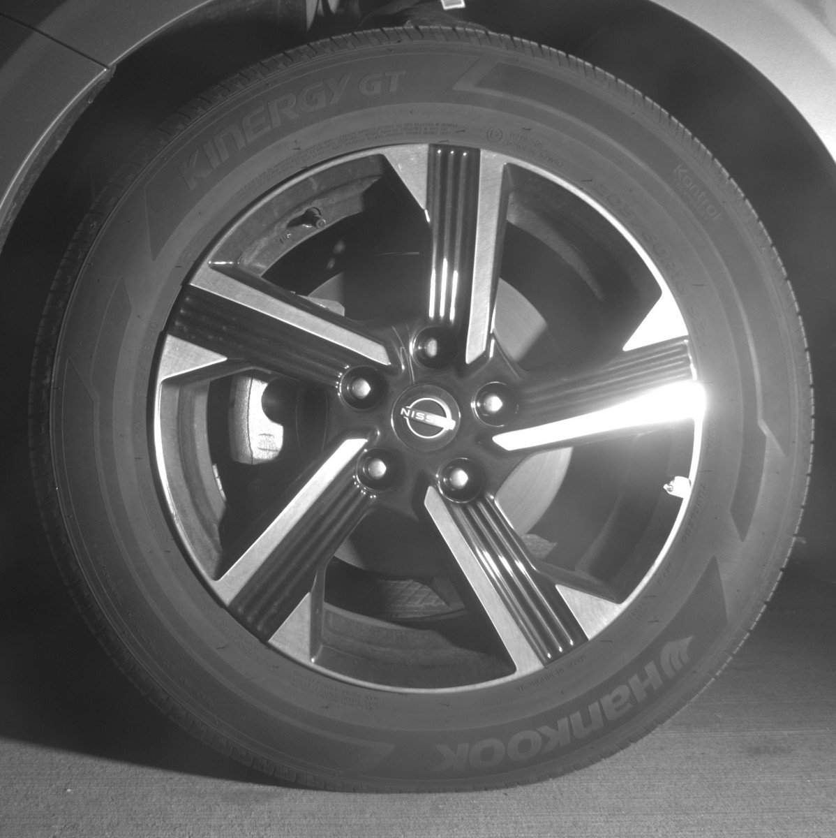 Used 2025 Nissan Sentra SV FWD image 12