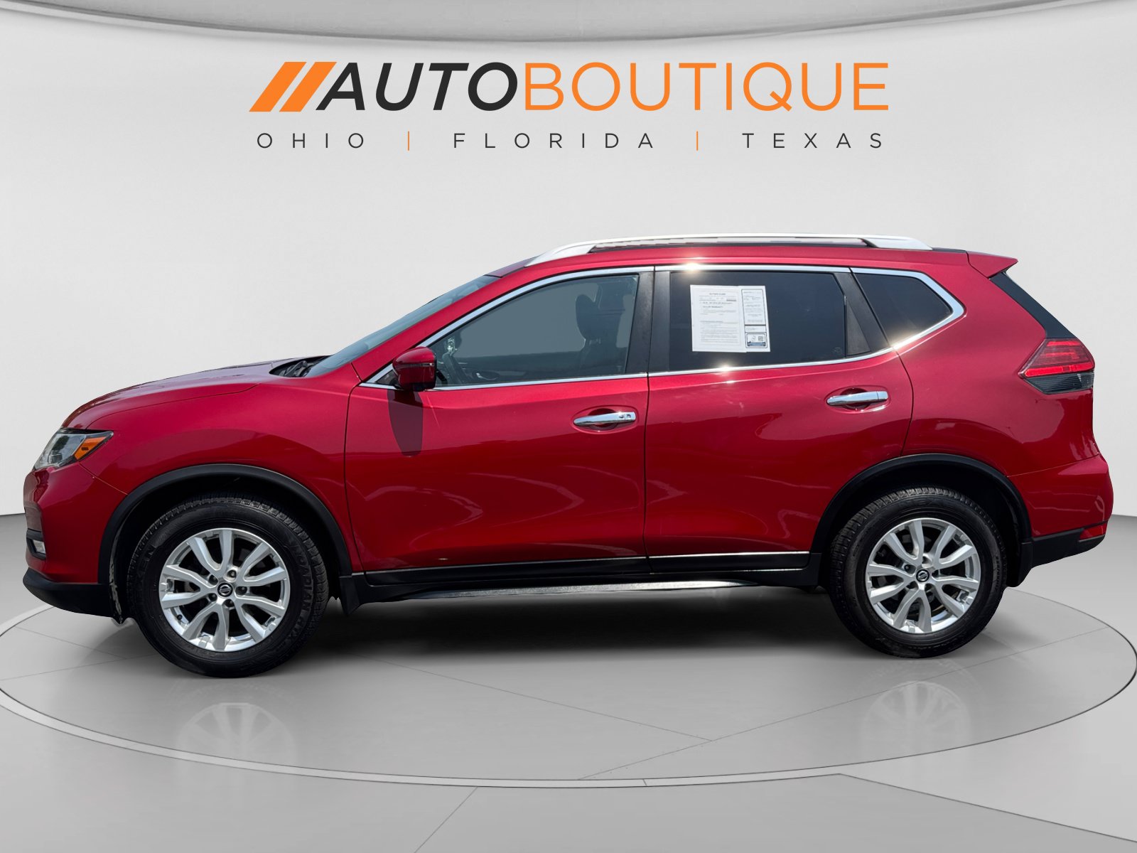 Used 2017 Nissan Rogue SV w/ SV Premium Package AWD/4WD image 2