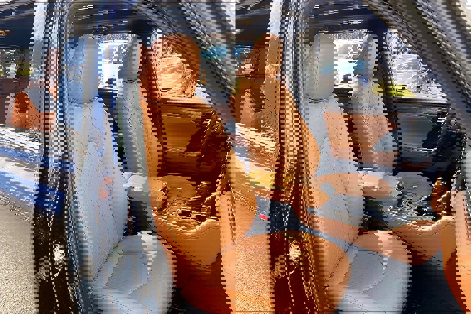 Used 2023 Toyota Highlander Platinum image 9