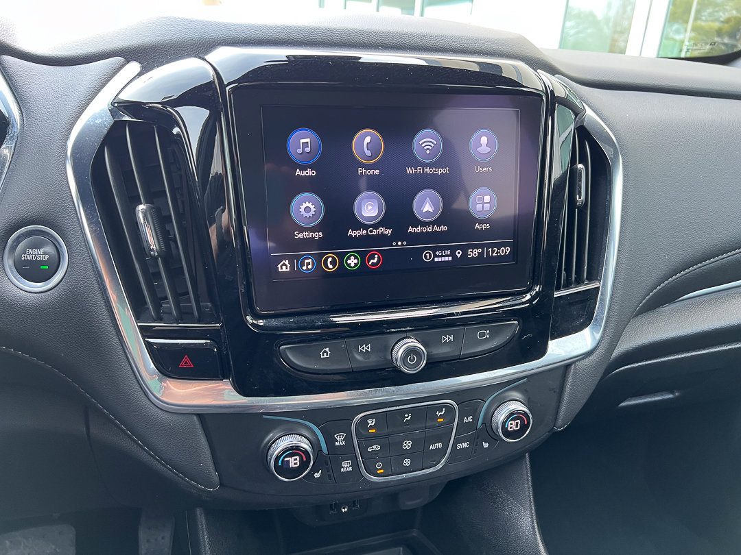 Used 2023 Chevrolet Traverse LT image 22