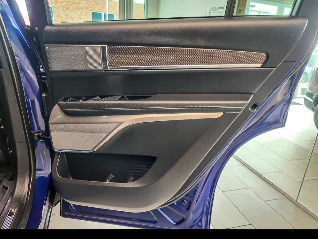 Certified 2026 Cadillac Vistiq Sport w/ LPO, Floor Liner Package AWD/4WD image 25