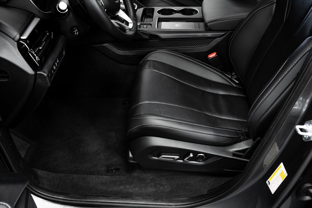 Certified 2025 Acura MDX w/ Technology Package image 36