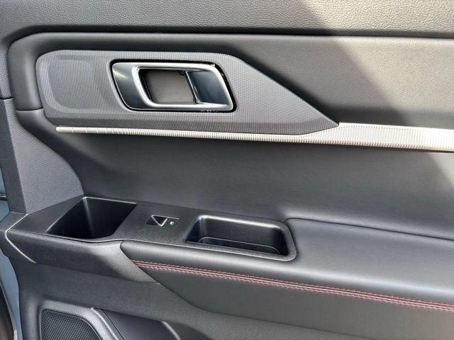New 2026 Ford Explorer ST-Line w/ ST-Line Street Pack AWD/4WD image 19
