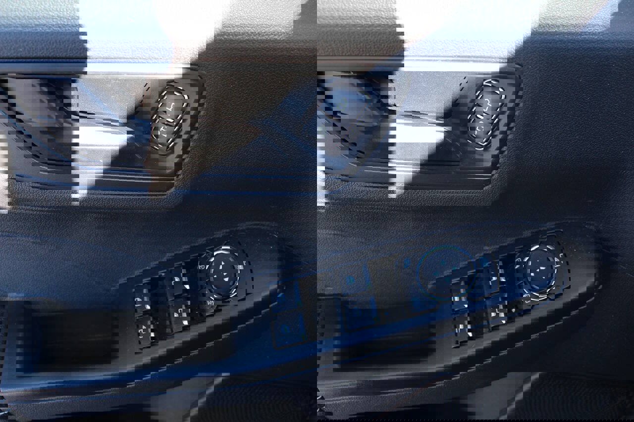 Used 2024 Ford Escape Active w/ Cold Weather Package image 9