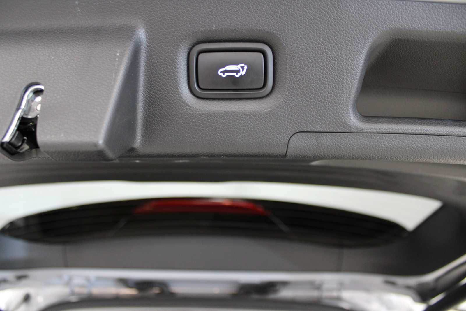 Used 2023 Hyundai Santa Fe SEL Convenience AWD/4WD image 13