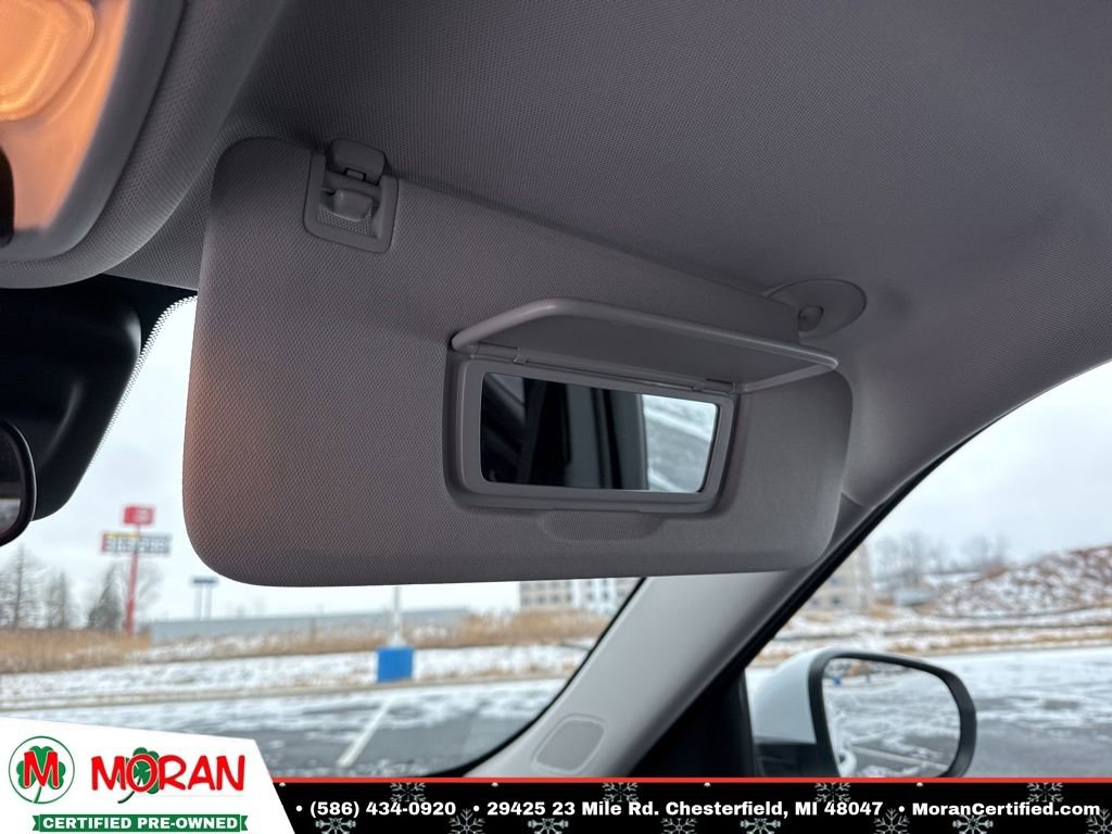 Used 2022 Chevrolet TrailBlazer LT w/ LPO, Blackout Package image 21