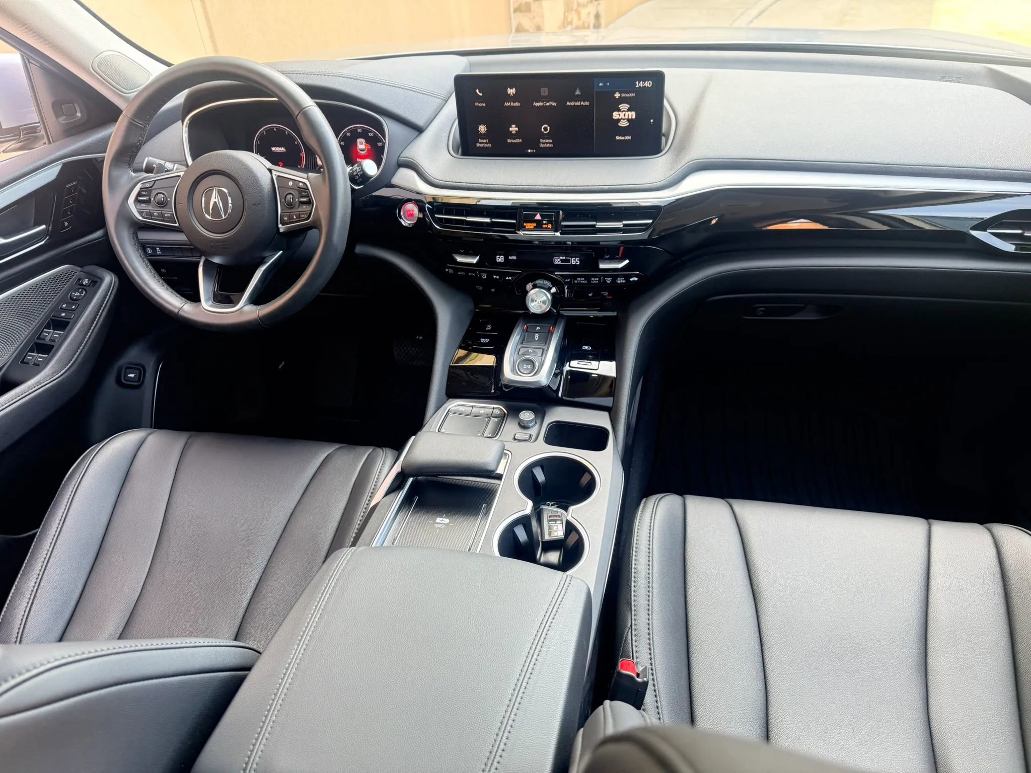 Used 2024 Acura MDX SH-AWD image 2