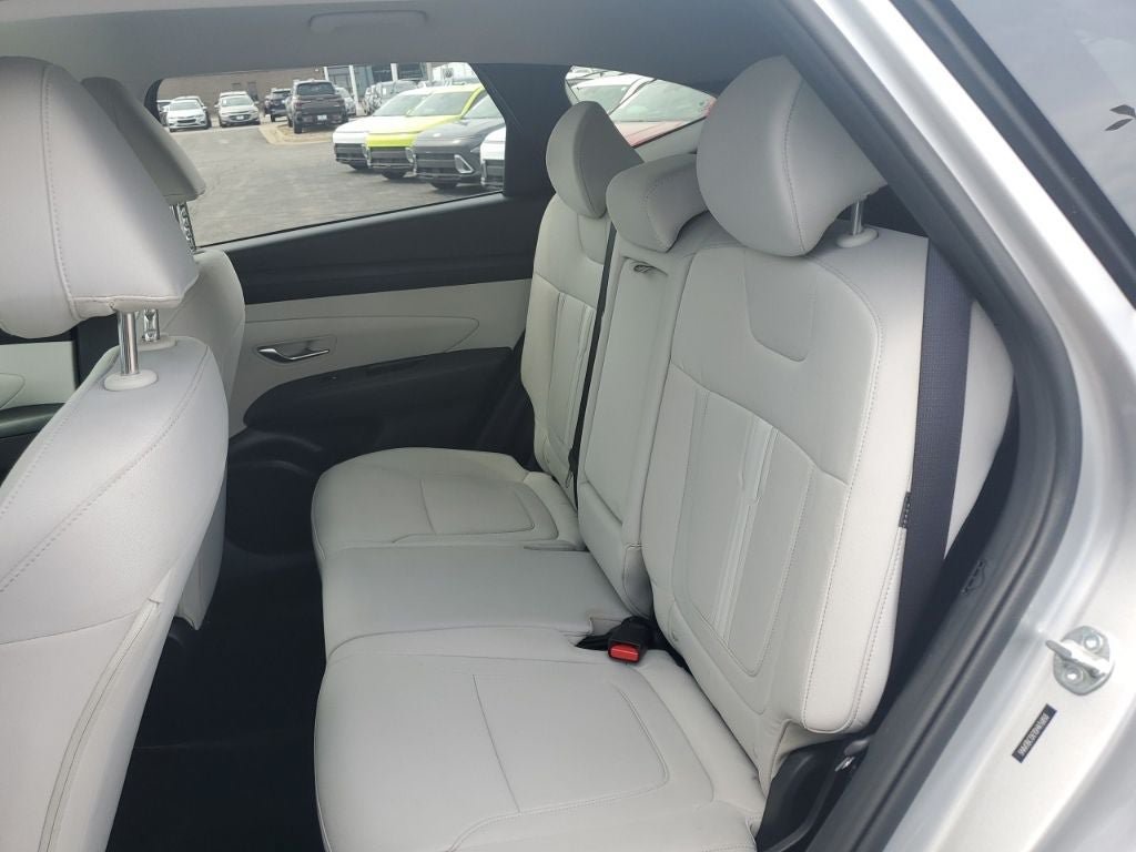 Used 2025 Hyundai Tucson SEL AWD/4WD image 35
