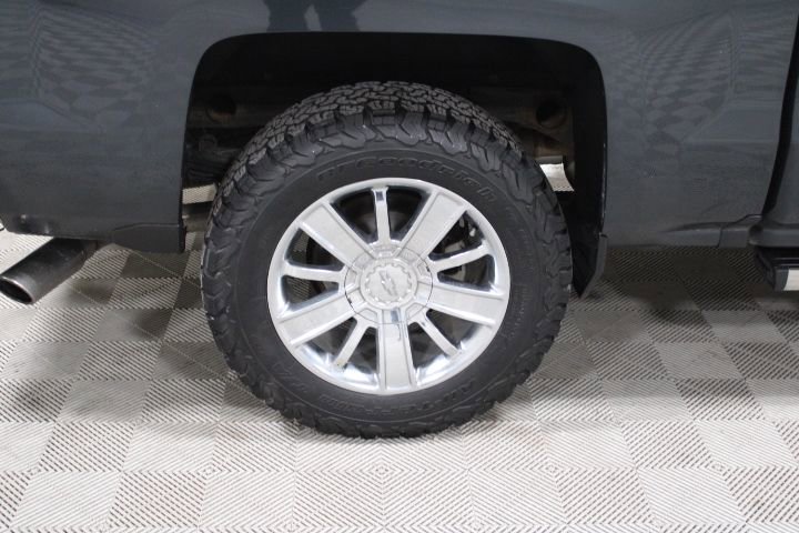 Used 2017 Chevrolet Silverado 1500 High Country image 45