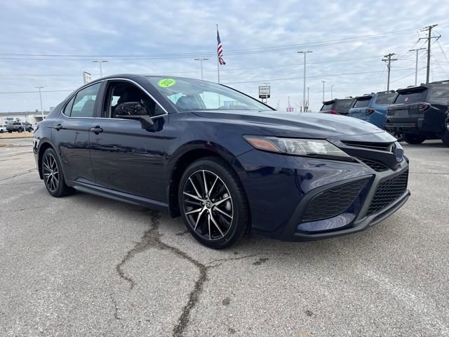 Used 2021 Toyota Camry SE image 8