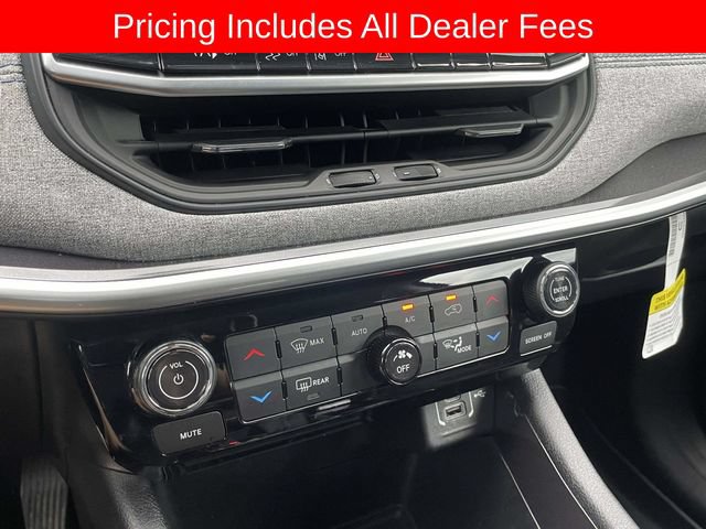 Used 2022 Jeep Compass Latitude w/ Convenience Group AWD/4WD image 34